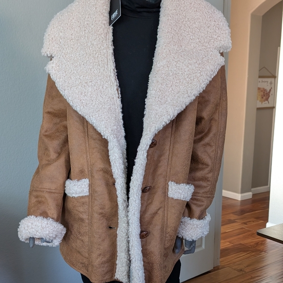 Frye Faux Shearling Shawl Collar Car Coat Size Medium New With Tags ❤️ - Picture 1 of 10